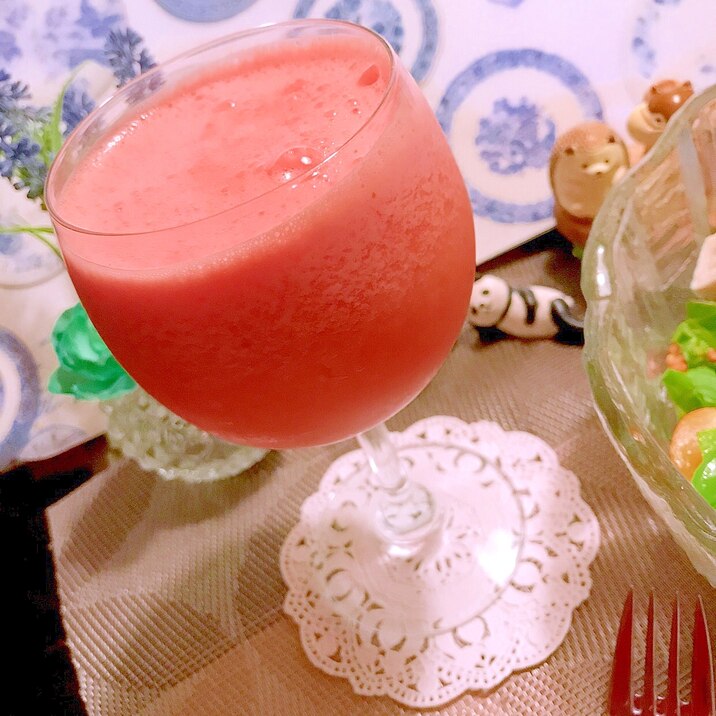 西瓜と甘酒のフローズンカクテル